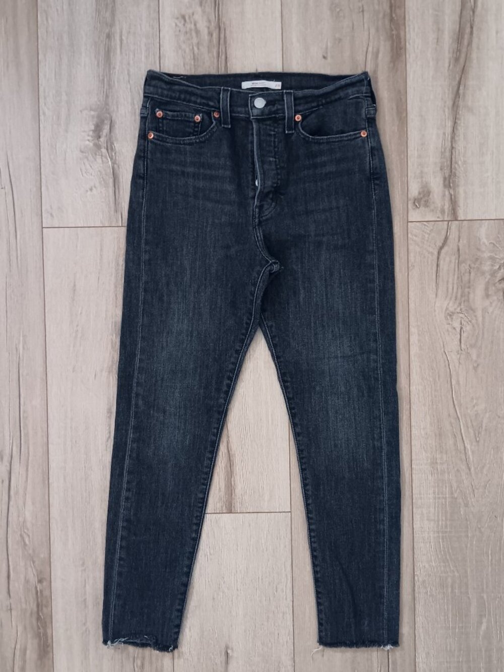 Levi's Wedgie Skinny Jeans Women's Size 28 Dark Wash Stretch Button Fly Raw Hem